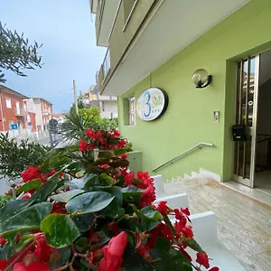Tre Stelle *** Rimini