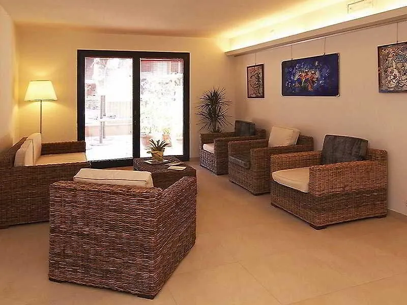 Hotel Villa Lalla Rimini 3*,