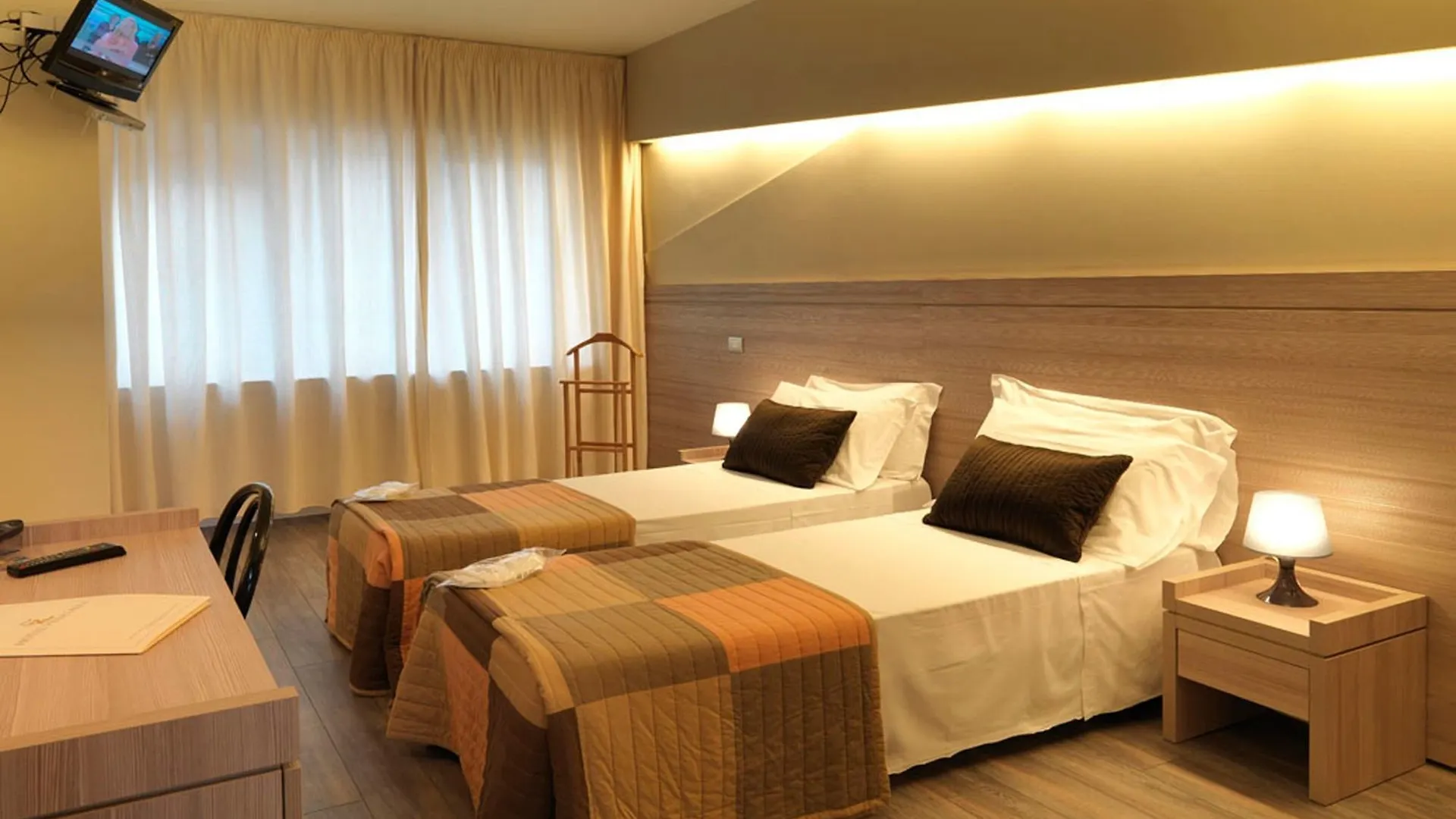 Hotel Villa Lalla Rimini 3*,