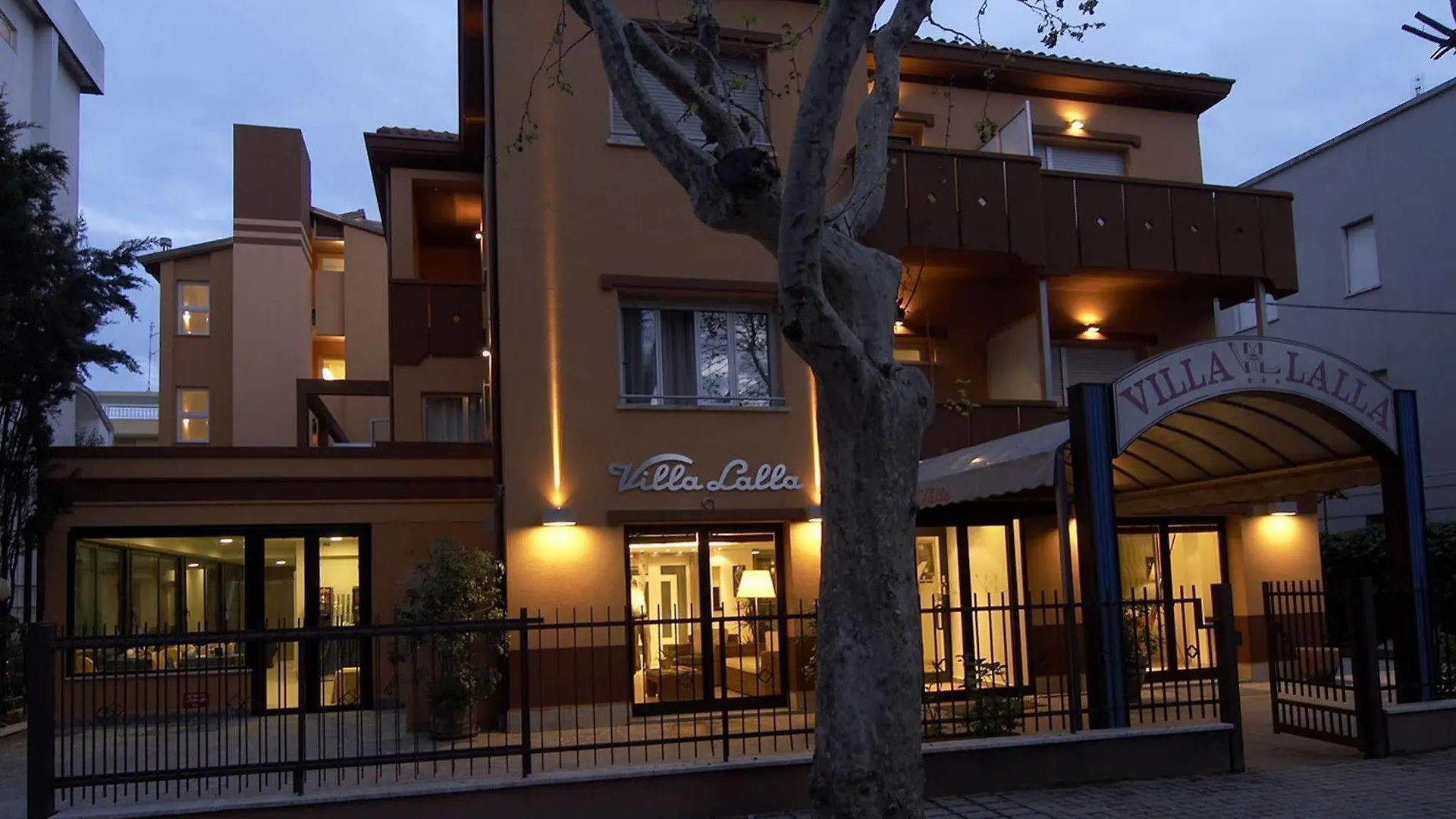 Hotel Villa Lalla Rimini 3*,  Italy