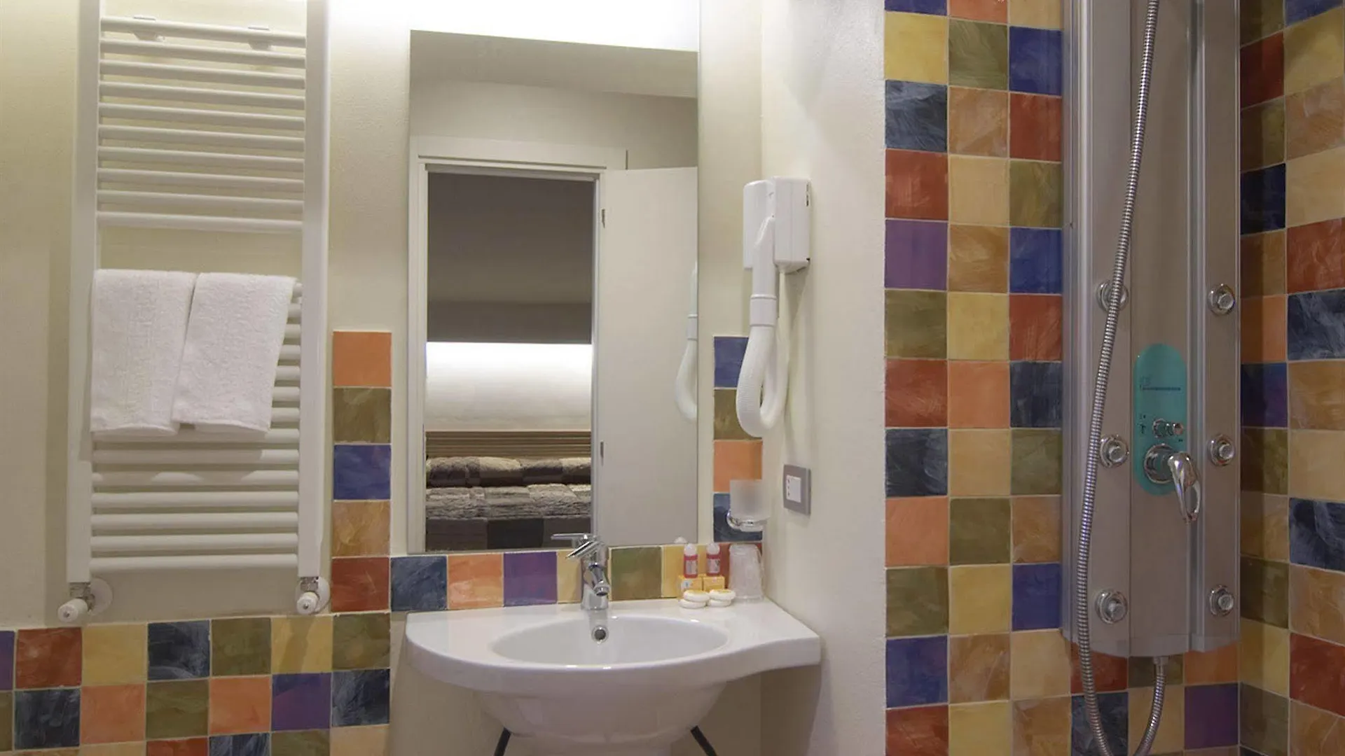 Hotel Villa Lalla Rimini 3*,  Italy